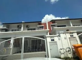 Seremban Happy Guest House BY ROOMS