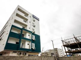 Hotel O Silverkey ,near RTO office kondapur, khách sạn ở Hyderabad