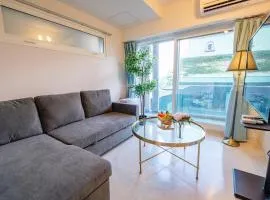 Close to tourist destinations! AMS海宝楼