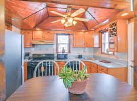 Private quiet home, alojamiento con cocina en West Babylon