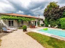 Maison avec piscine partagée proche de Périgueux - FR-1-616-528