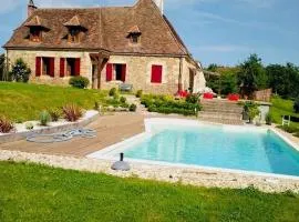 Charmante maison à Hautefort avec piscine privée, animaux admis - FR-1-616-514