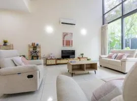 Reflexion Puchong Private Pool Villa Group-Friendly