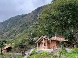 Casa de campo en El Chorro de Girón