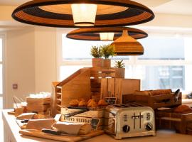 Campanile Reims Centre - Cathedrale، فندق في رانس