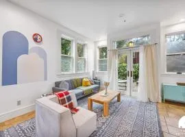 #Urban Elegance 3BR With Parking Near UC BART & Downtown
