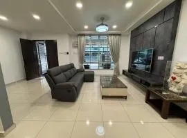 峇株巴辖皇子城现代简约风格民宿