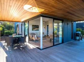 Moa 30 Runga - Stay Waiheke