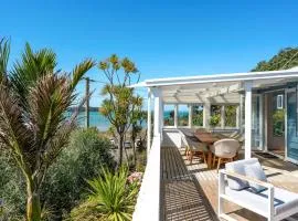 Bluebelle - Stay Waiheke