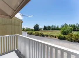 Trailside Escape - Lake Taupo Holiday Home