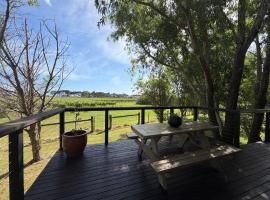 Vineyard Cottage at Oakdene, hotel in Wallington
