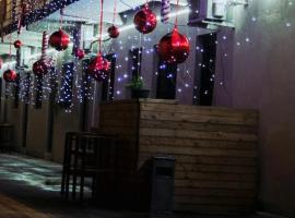 Sirik hotel, hotel v destinaci Zvartnots International Airport