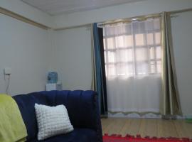 Gratia Pad Nanyuki，Gatunga的有停車位的飯店