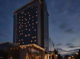 VILNIUS PARK PLAZA HOTEL, Restaurant & Terrace, Panorama Bar, Conference & Banquet Center, hotel din Vilnius