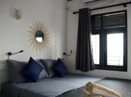 Hiricurry,Rooms Hostel & Restaurant