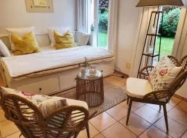 Schöne Gartenwohnung am Strand von Tegna Centovalli