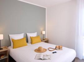 Quality Suites Ploërmel, hotel en Ploërmel