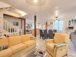 800m plage - grande maison pour 6 avec billard