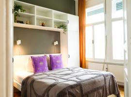 Historic City Center Boutique Apartment 7 - Free Parking - Schlossberg View - by Casa Momo