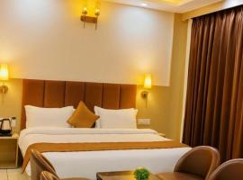 Hamilton Hotel & Resort by La Casa, Amritsar -#top rated #most awarded #swimming pool #prime location #luxury rooms #parking #rooftop cafe, accommodation in Amritsar