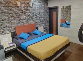 Hotel Saffron, отель в городе Порбандар