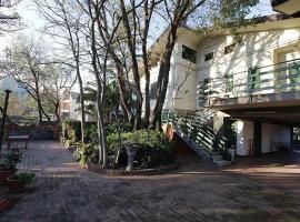 Cozy Apartment in Lavinaio, 100 m², Garden View, hotel in Fleri