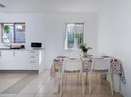 3BR Cozy Sunnybank Hills Home