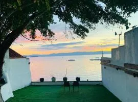 Oceanfront Scuba Villa