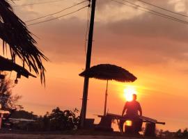 Shah Hill Hut, hotel di Phra Ae beach