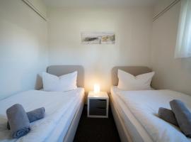 Haus Sonnenwinkel Bungalow 4, hotel in Dahme