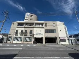 彦根びわこホテル無料駐車場あり