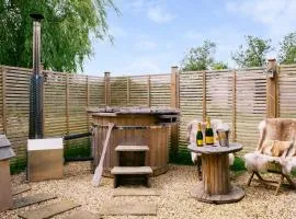 Poppie's Shepherd Hut - Uk50227