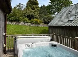 Lord Galloway 34 with Hot Tub