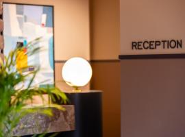 Hotel NOBO Tbilisi, хотел в Тбилиси