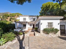 Villa Ítaca Nature, calm and views in Mijas, Hotel in Mijas