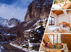 Casa Pilar Escarrilla - Games Room - Ski - Views - Parking - Wifi, vila di Escarrilla
