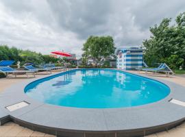 B&B Casa Roman & Vakantiewoning voor 1 pers tot max 32 personen, hotel v destinaci Zonhoven