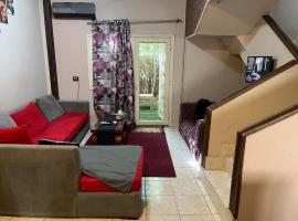 Cozy Mini Villa with a backyard, cabin in 6th Of October