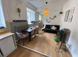 Cosy apartment 4 in Historic Abbey, hotel i Bemelen