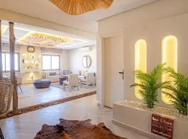 Marrakech Inn Place Luxe Raffiné Fibre & Netflix