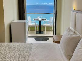 Oscar’s Apartments Drymades, hotel in Dhërmi