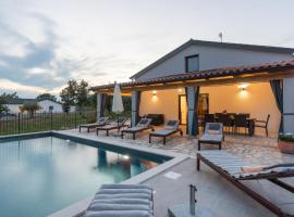 Modern villa Bibali Istra with pool in Buje, hotel din Bibali