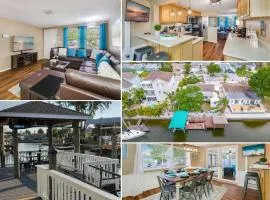 Beautiful & Cozy Home on a Canal in Hudson, FL!