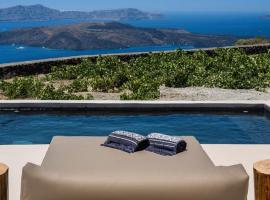 Santo Blue Santorini Caldera View Luxury Houses, hotel i Megalochori