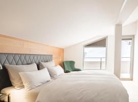 Black Summit Samnaun Boutique Hotel, hotel di Samnaun