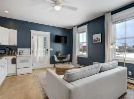 River Park Studio Apartment Near Shops & Trails