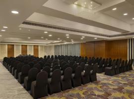 The Fern Residency Ahmedabad, Subhash Bridge, Series by Marriott, hotel cerca de Aeropuerto Internacional Sardar Vallabhbhai Patel - AMD, 