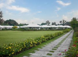 The Fern Seaside Luxurious Tent Resort Daman, Series by Marriott, hotel a Daman