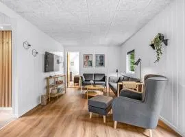 Holiday Home Sibbe by Interhome