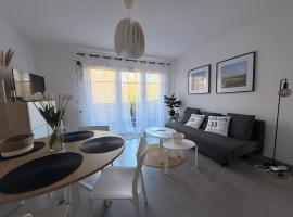 Aux portes des cabanes à huîtres - plage, hotel a Lanton